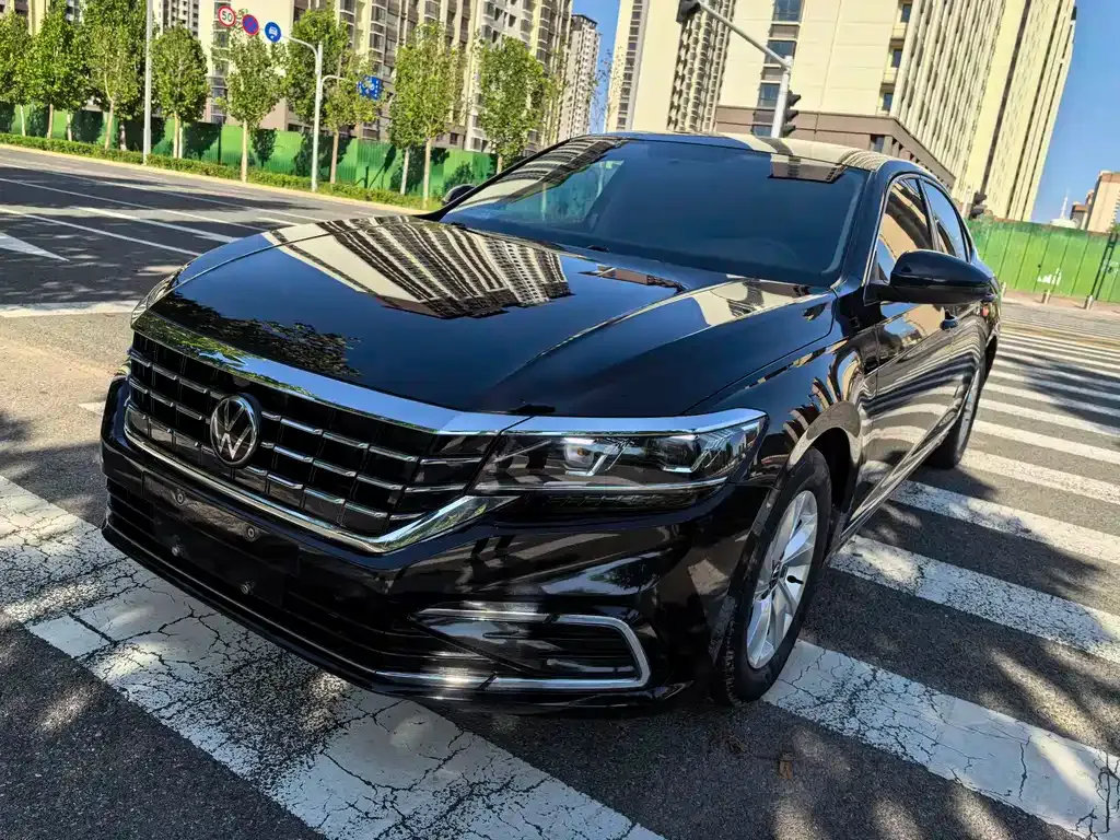 Volkswagen Passat — фото 4