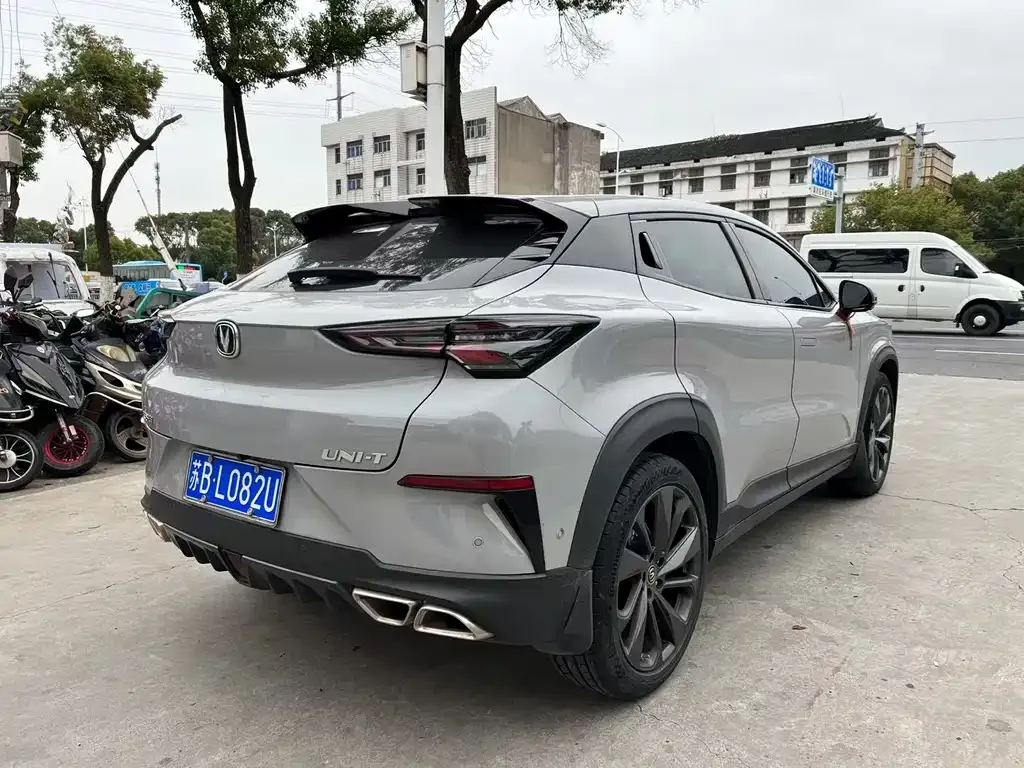 Changan UNI-T — фото 6