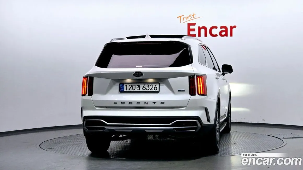 Kia Sorento — фото 4