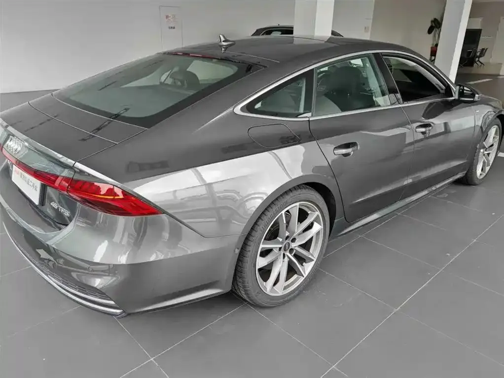 Audi A7 — фото 5