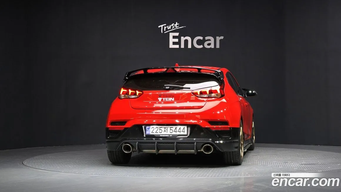 Hyundai Veloster — фото 4