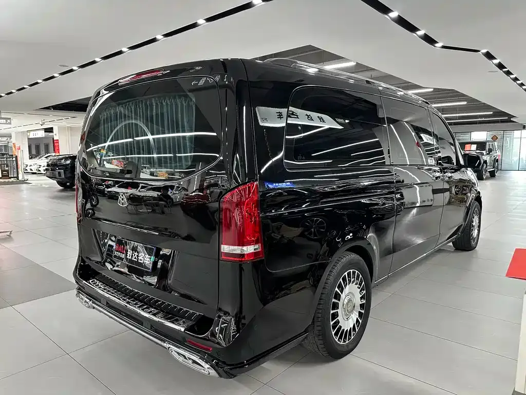 Mercedes-Benz Vito — фото 10