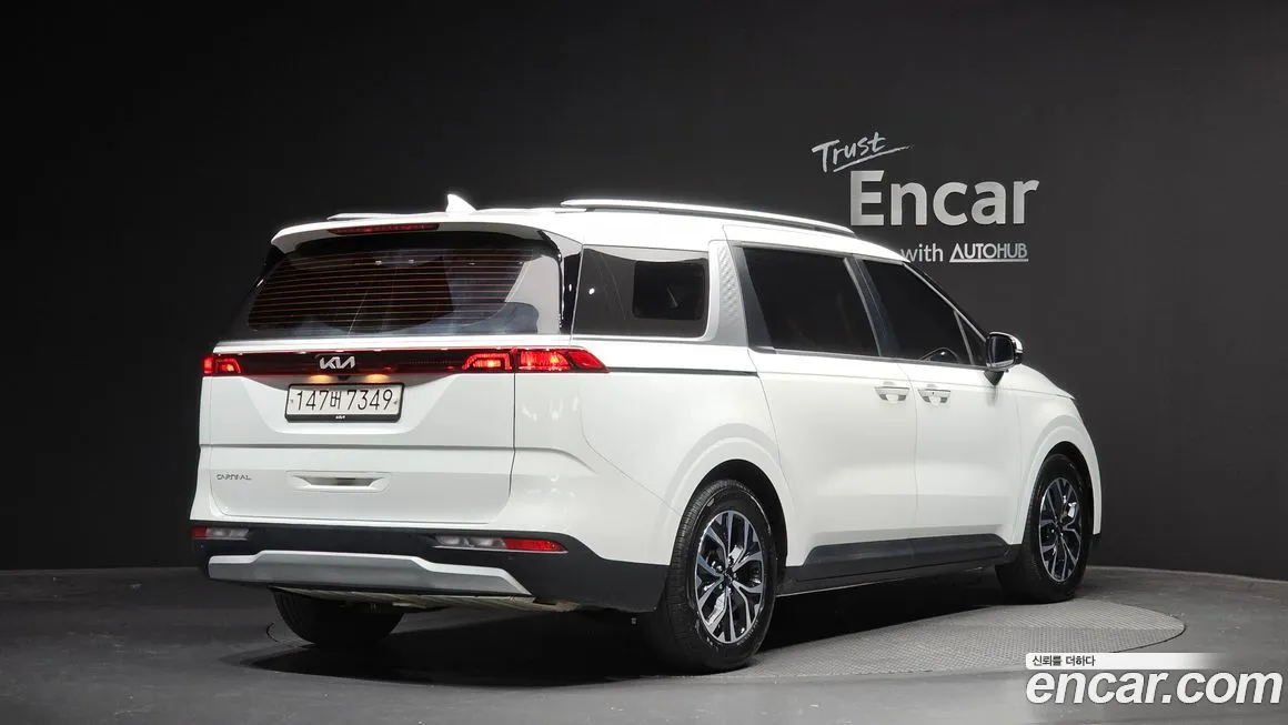 Kia Carnival — фото 2