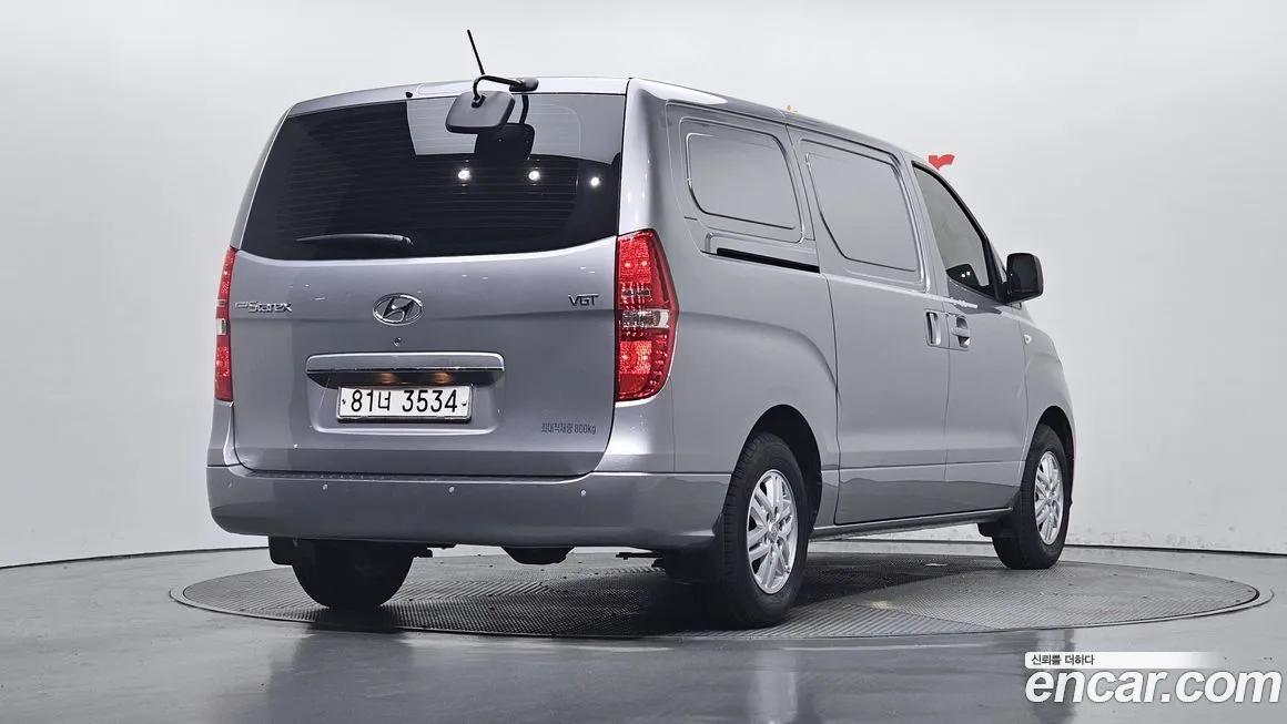 Hyundai Starex — фото 2