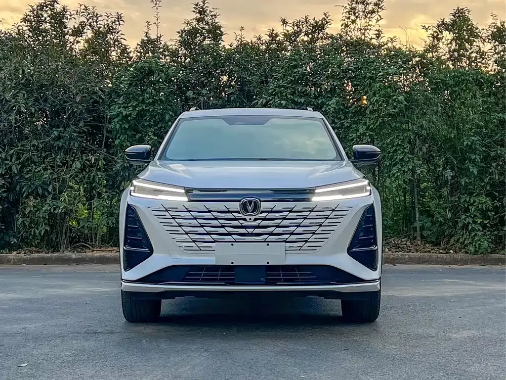 Changan CS75PLUS — фото 2