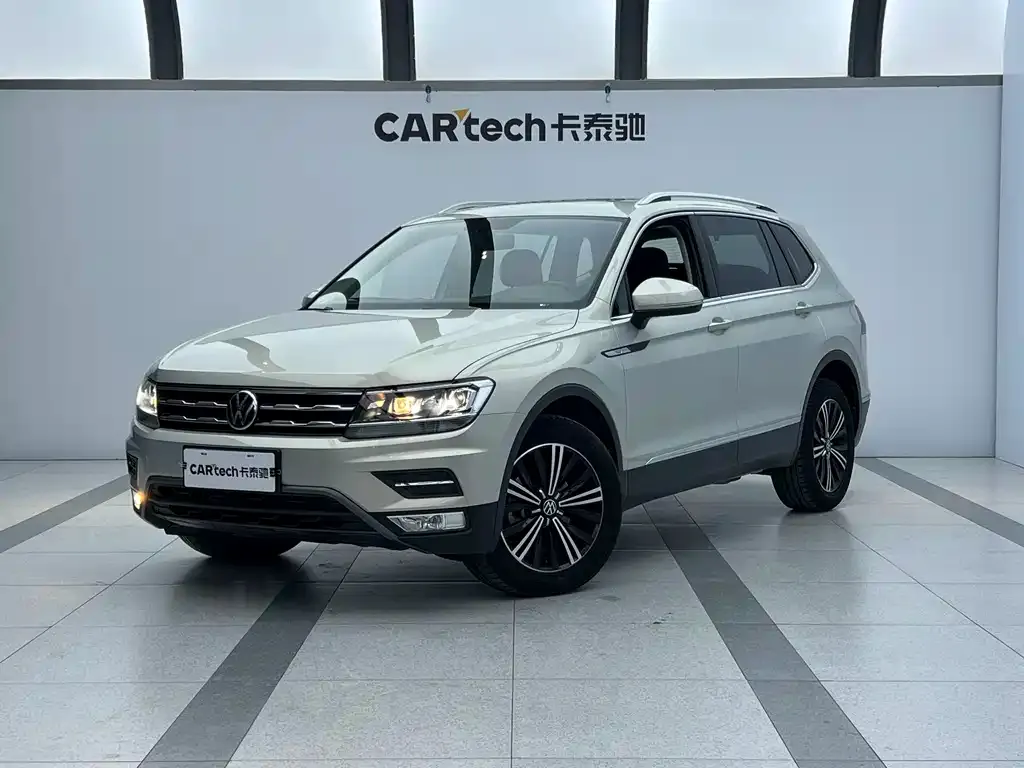 Volkswagen Tiguan L — фото 2
