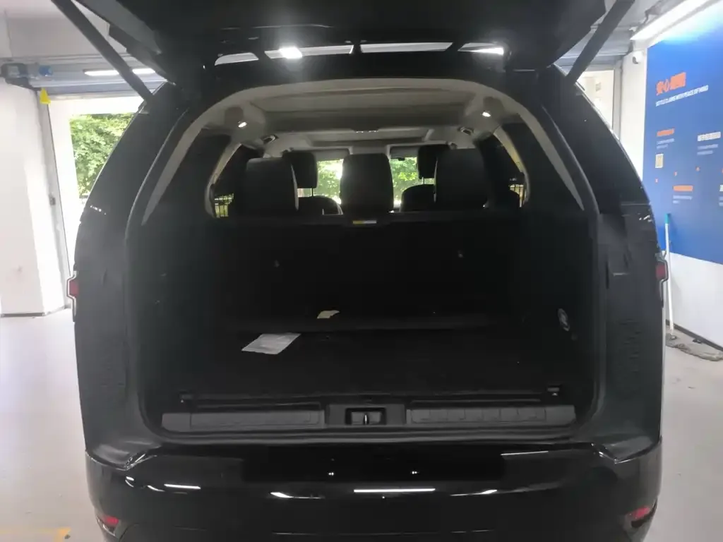 Land Rover Discovery — фото 10