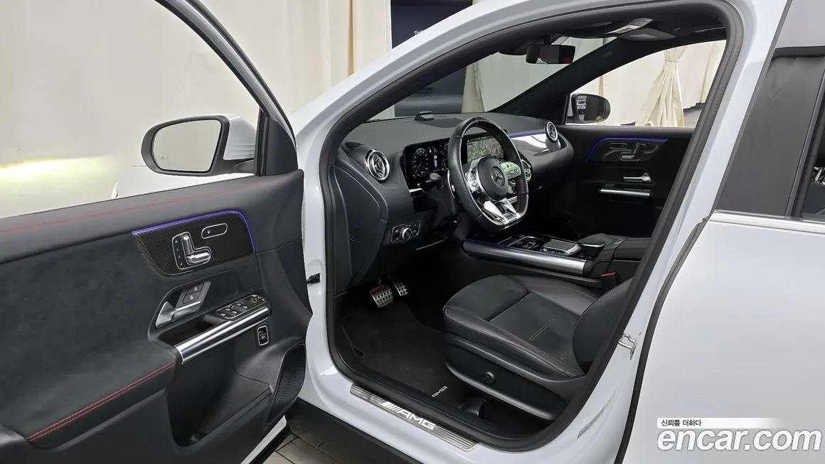 Mercedes-Benz GLA-Class — фото 10