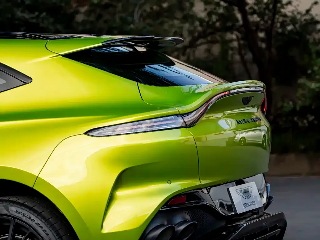 Aston Martin DBX — фото 4