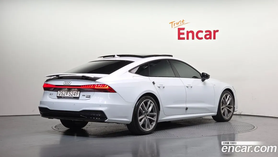 Audi A7 — фото 2