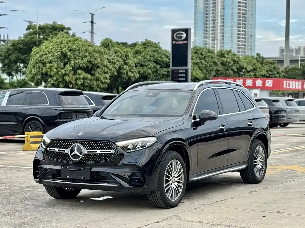 Mercedes-Benz GLC — фото 1