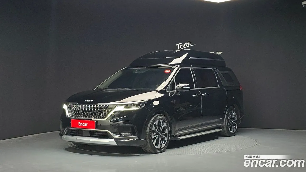 Kia Carnival — фото 1