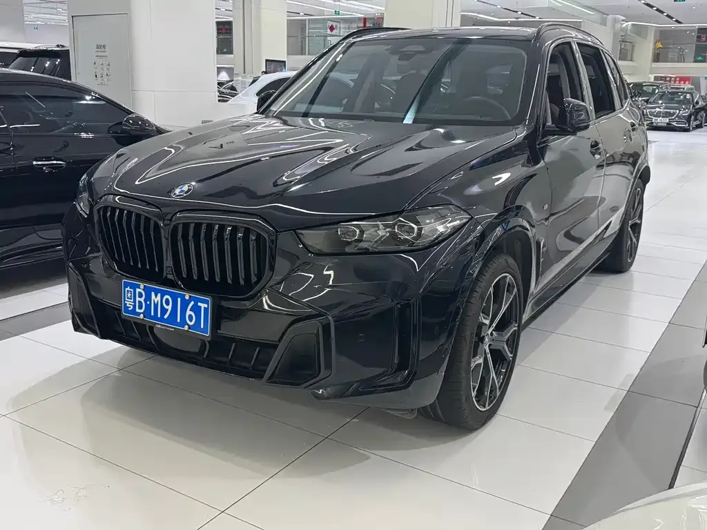 BMW X5 — фото 1