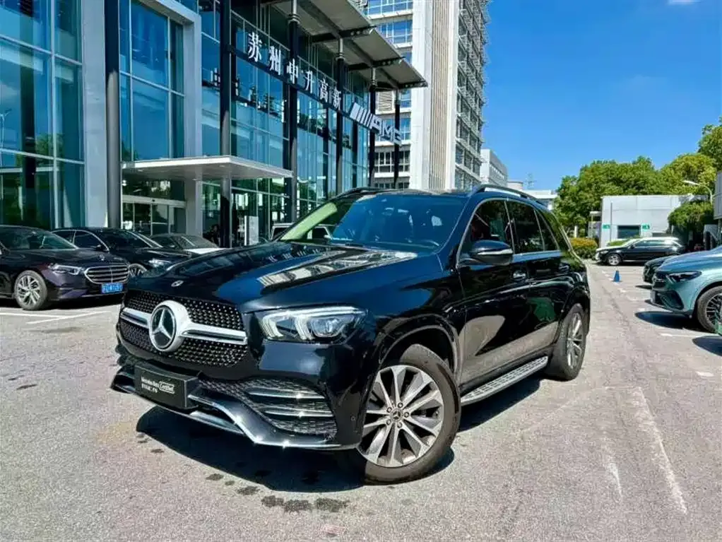 Mercedes-Benz GLE — фото 1