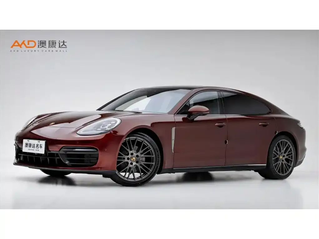 Porsche Panamera — фото 1
