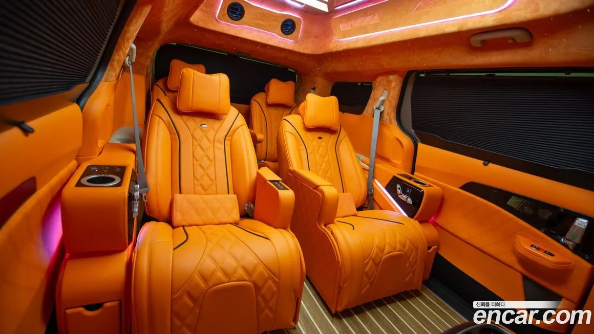 Kia Carnival — фото 10