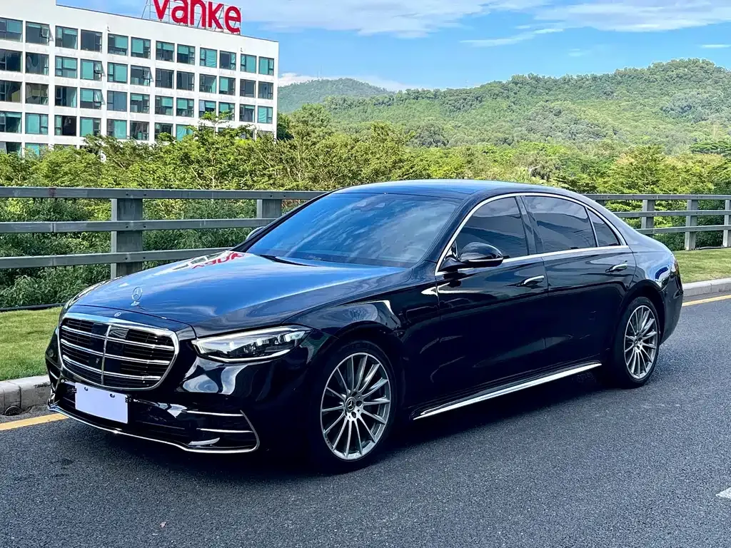 Mercedes-Benz S-Class — фото 1
