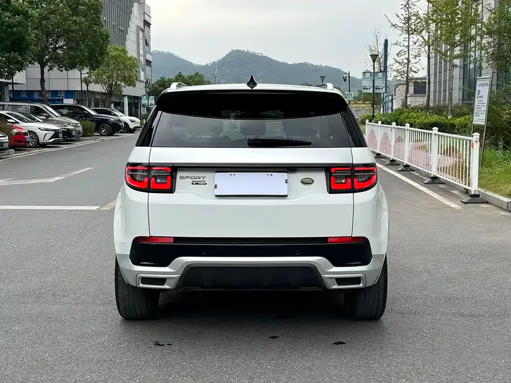 Land Rover Discovery Sport — фото 6