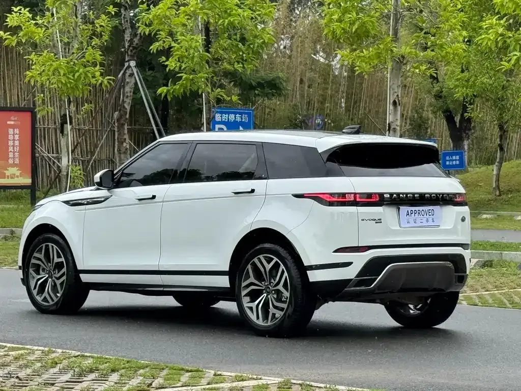 Land Rover Evoque — фото 7