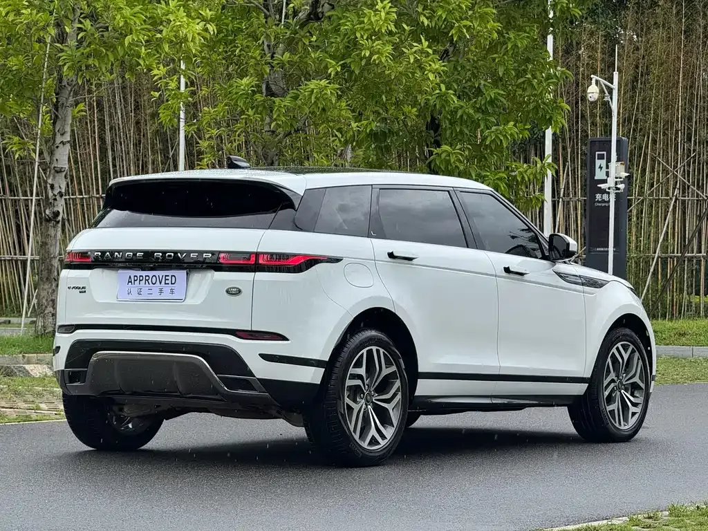 Land Rover Evoque — фото 9