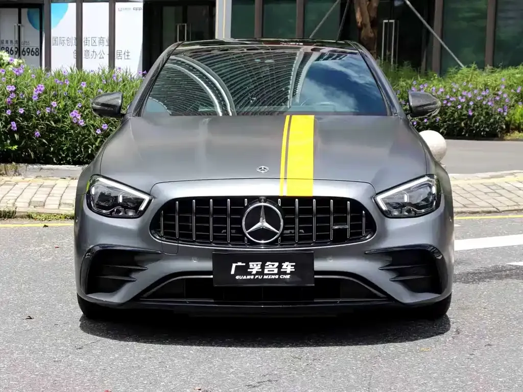 Mercedes-Benz E-Class AMG — фото 1