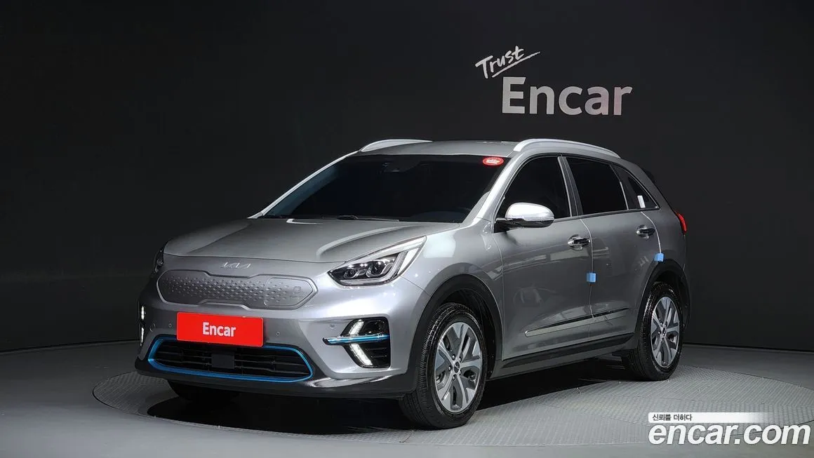 Kia Niro — фото 1