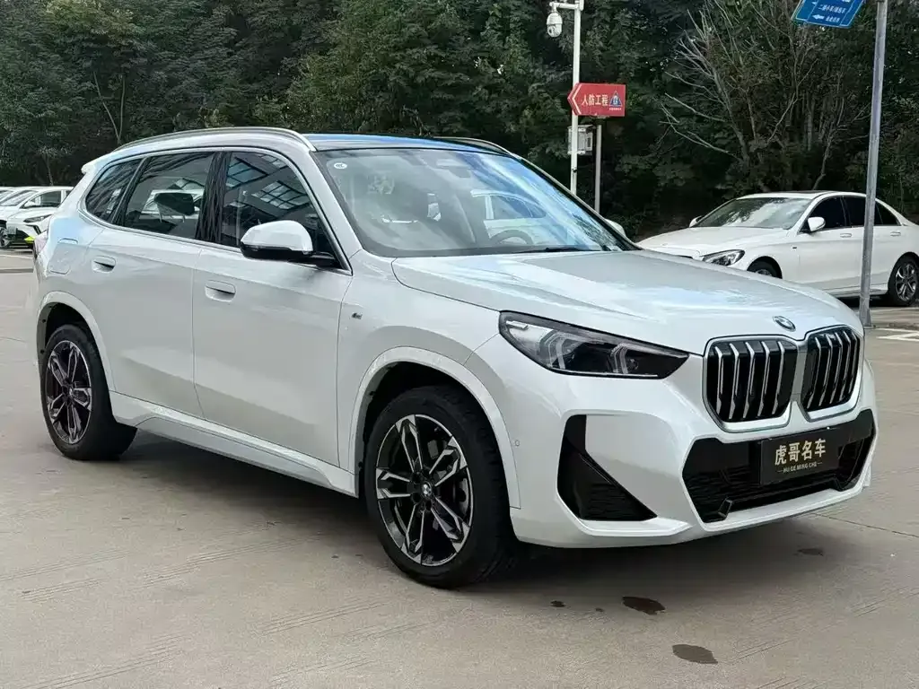 BMW X1 — фото 3