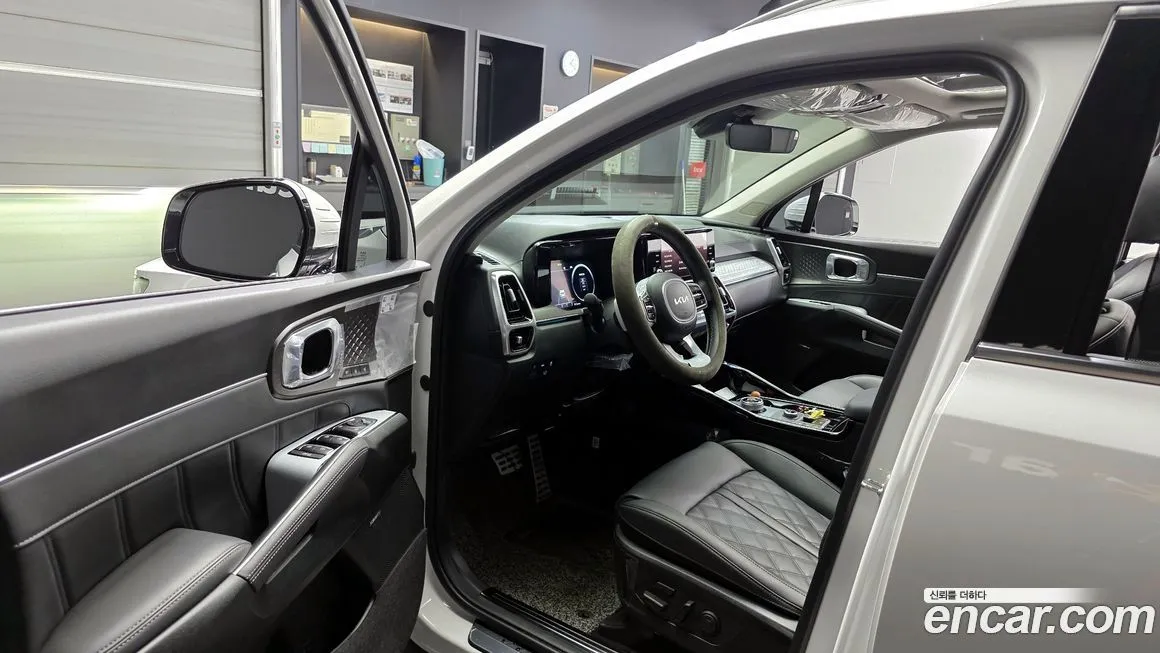 Kia Sorento — фото 10