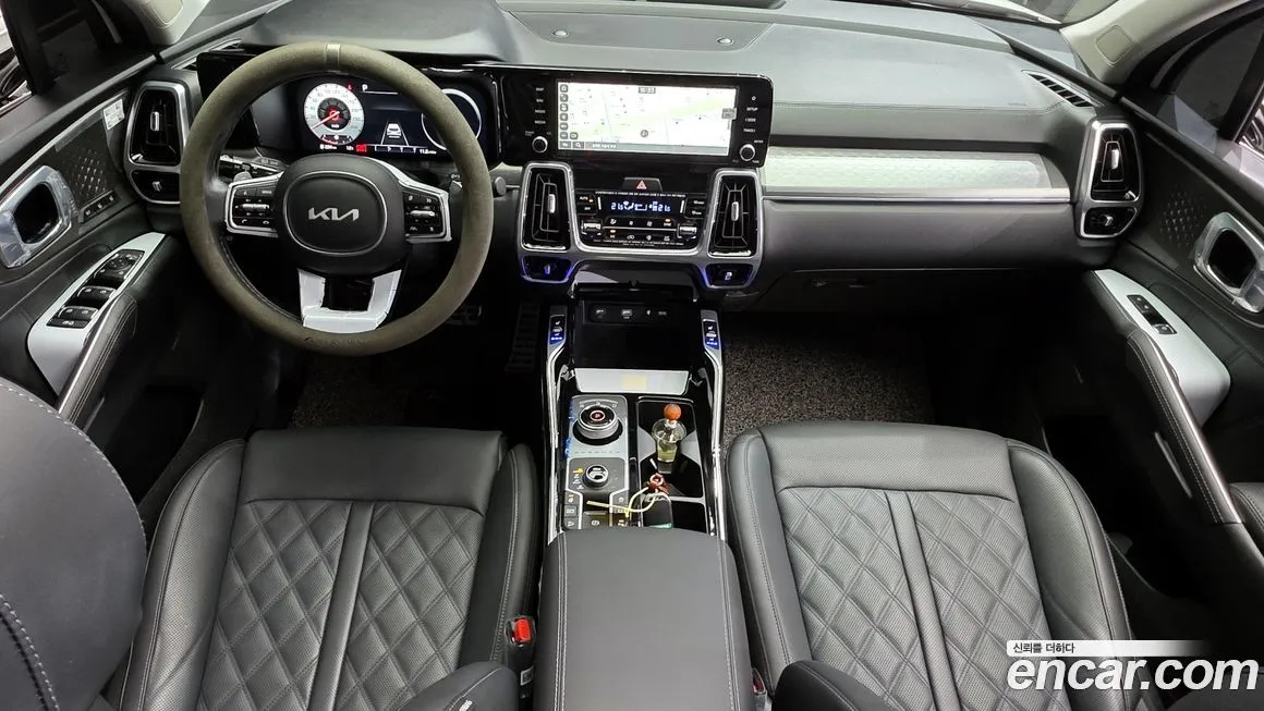 Kia Sorento — фото 7