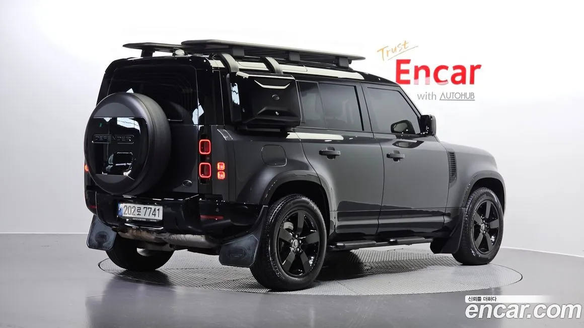 Land Rover Defender — фото 2
