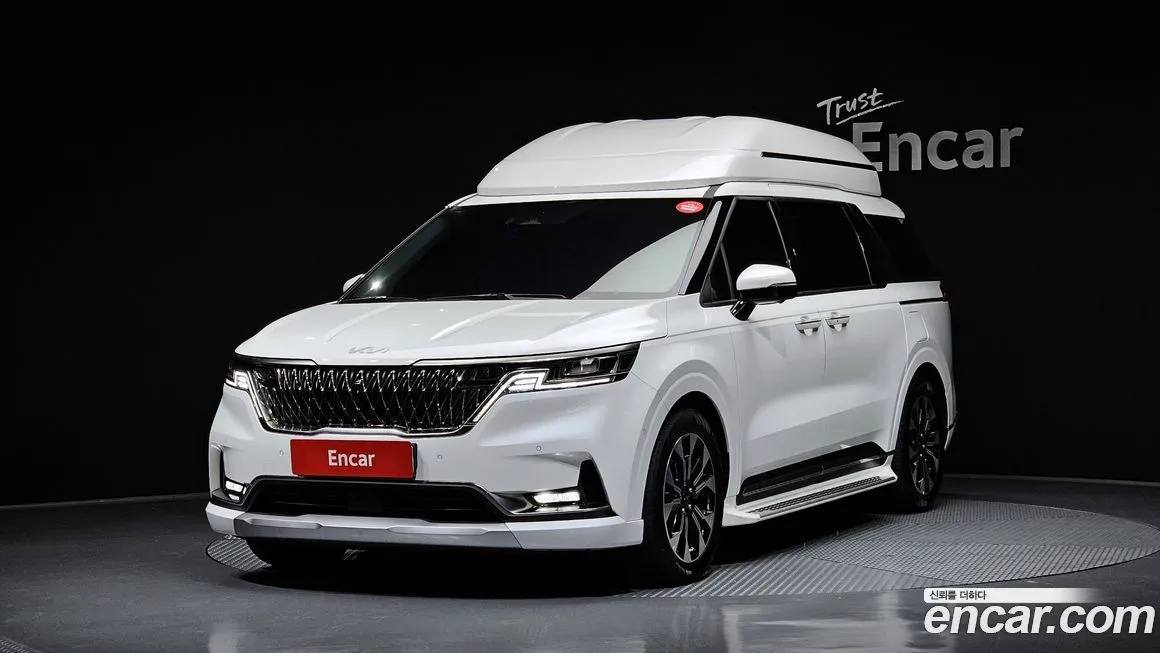 Kia Carnival — фото 1