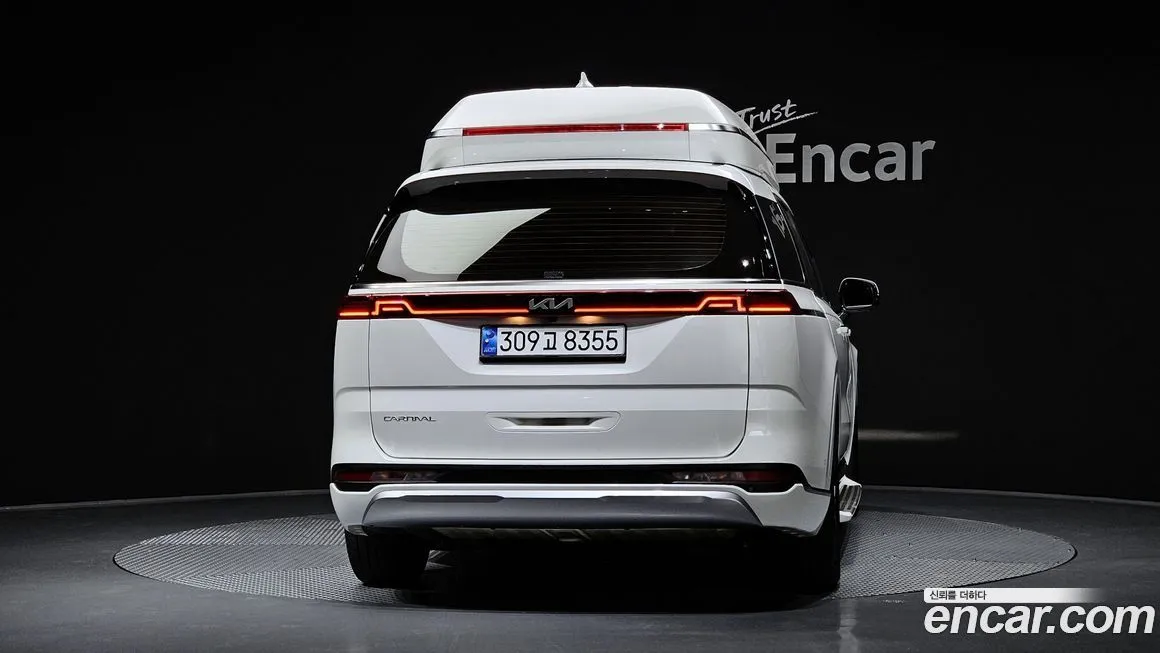 Kia Carnival — фото 4