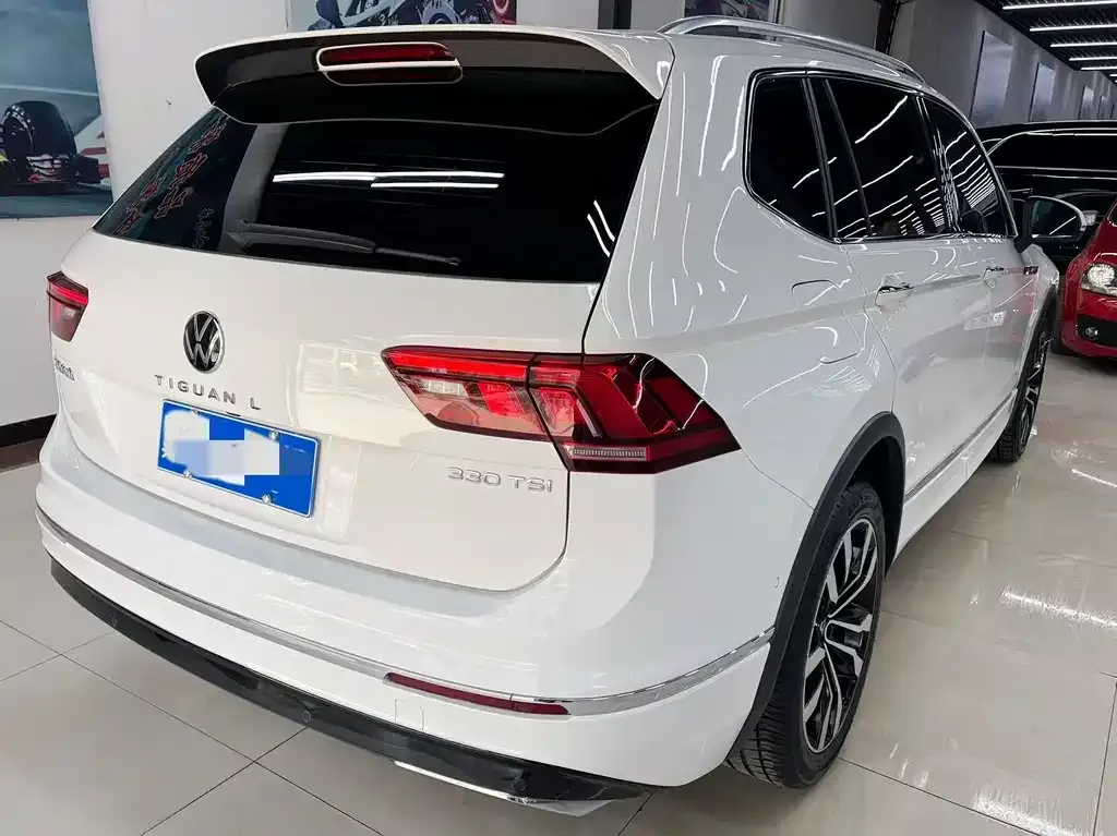 Volkswagen Tiguan L — фото 4