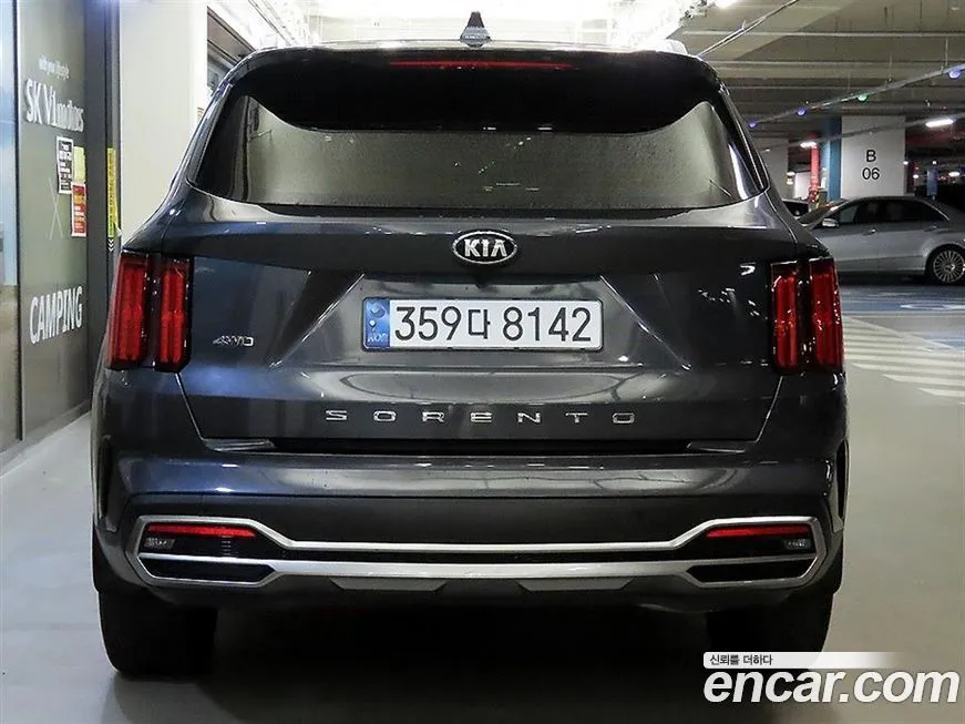 Kia Sorento — фото 5