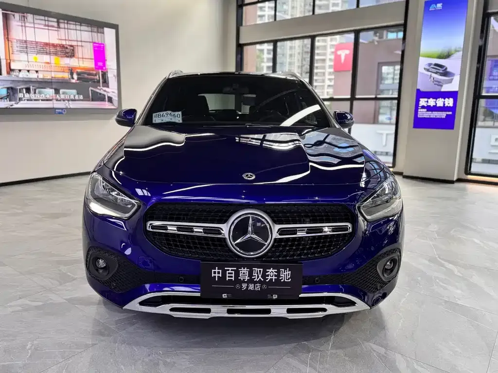 Mercedes-Benz GLA — фото 1