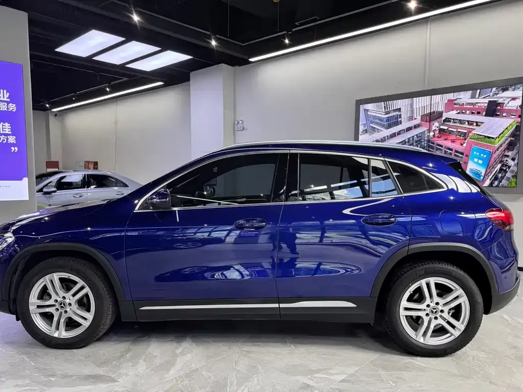 Mercedes-Benz GLA — фото 7