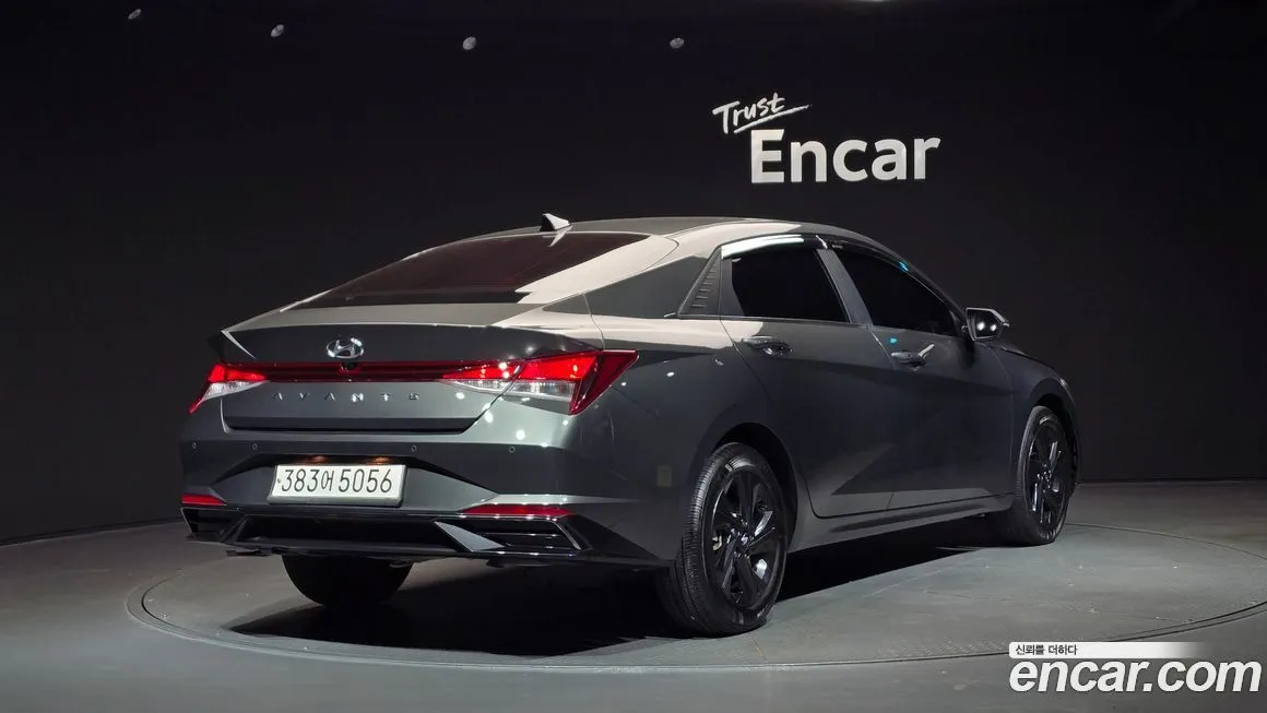 Hyundai AVANTE — фото 2