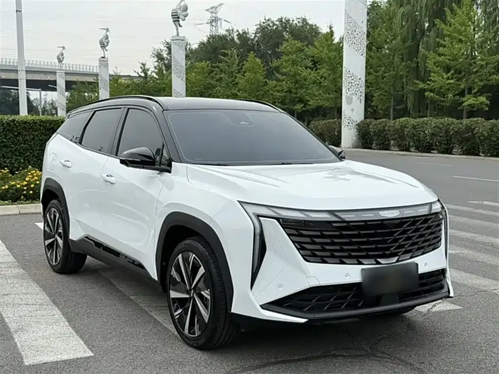Geely Boyue L — фото 10