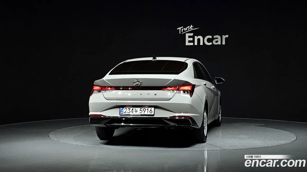 Hyundai AVANTE — фото 4