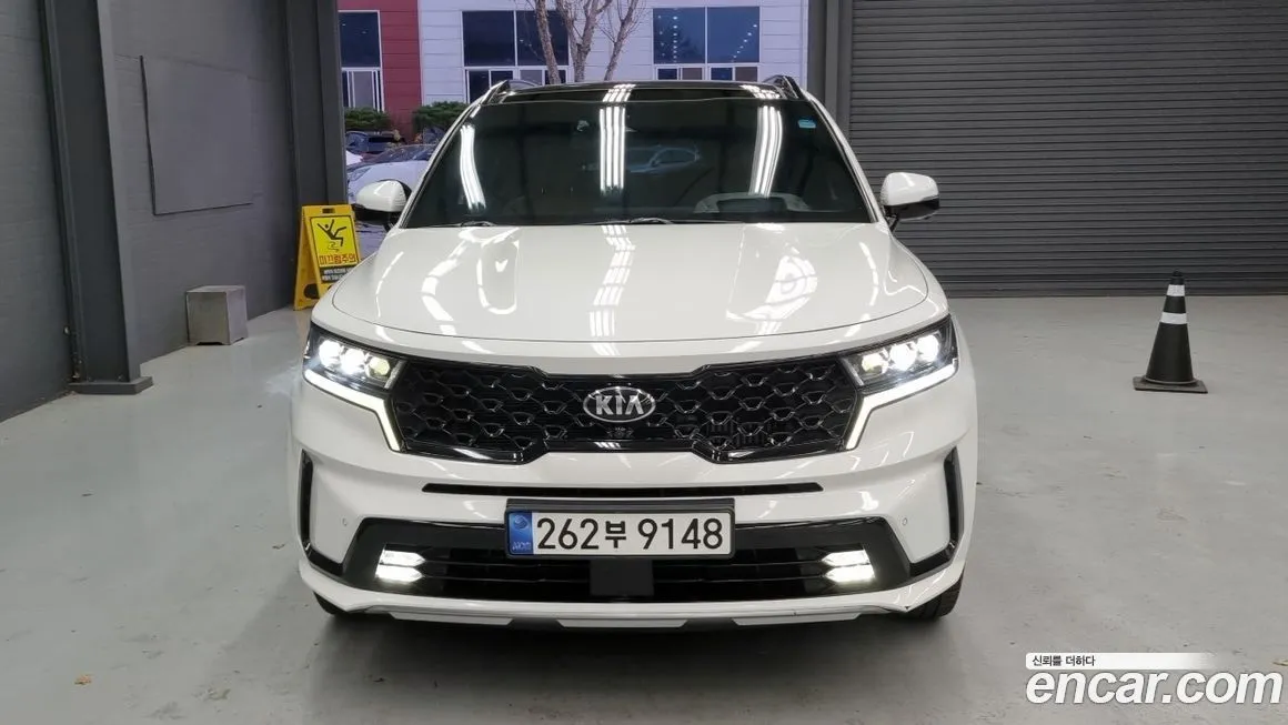 Kia Sorento — фото 1