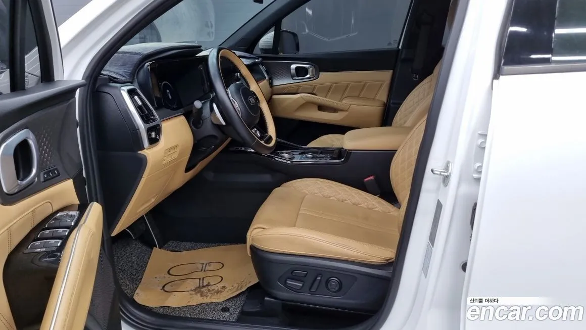 Kia Sorento — фото 10