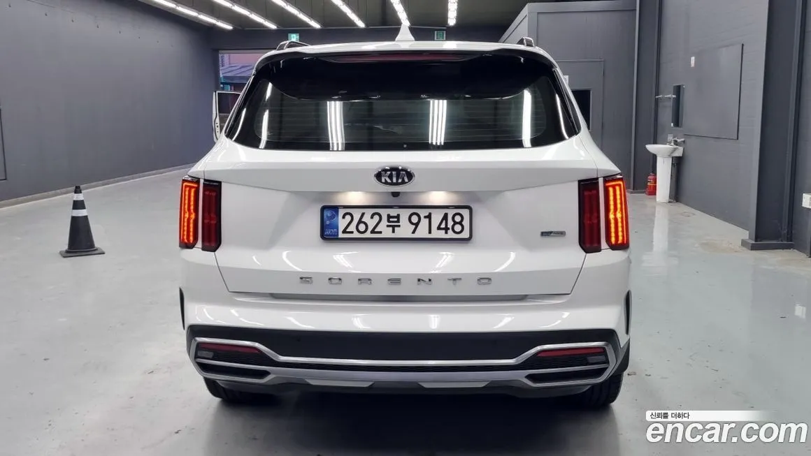 Kia Sorento — фото 4