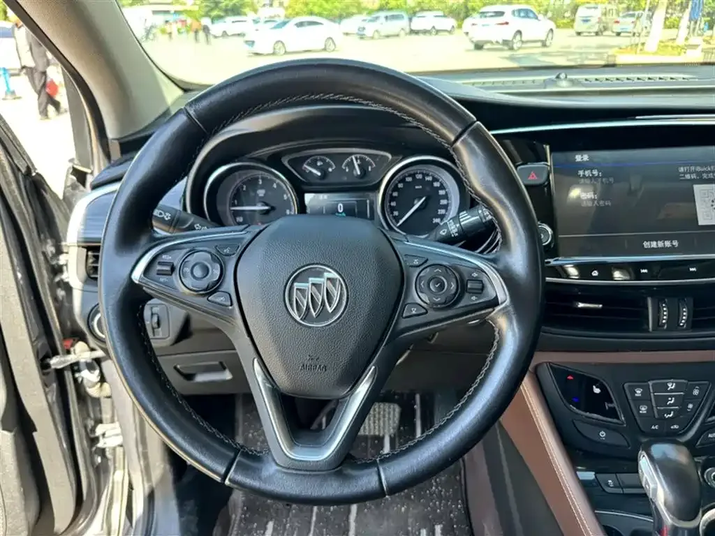 Buick Envision Plus — фото 6