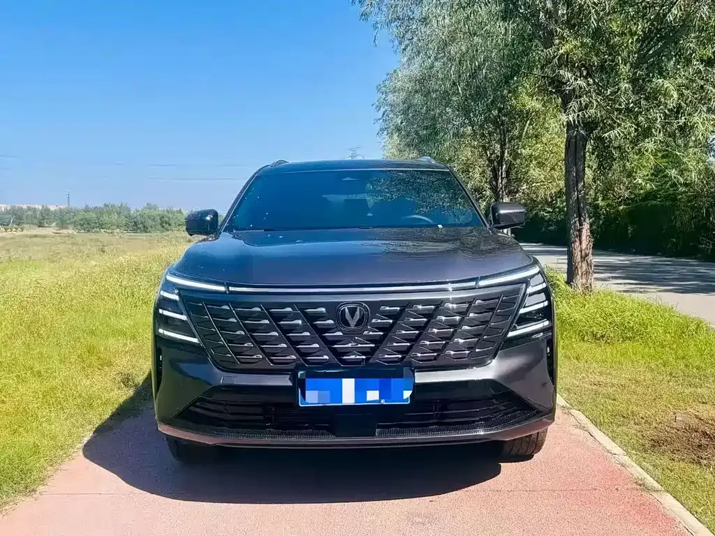 Changan CS75PLUS — фото 2