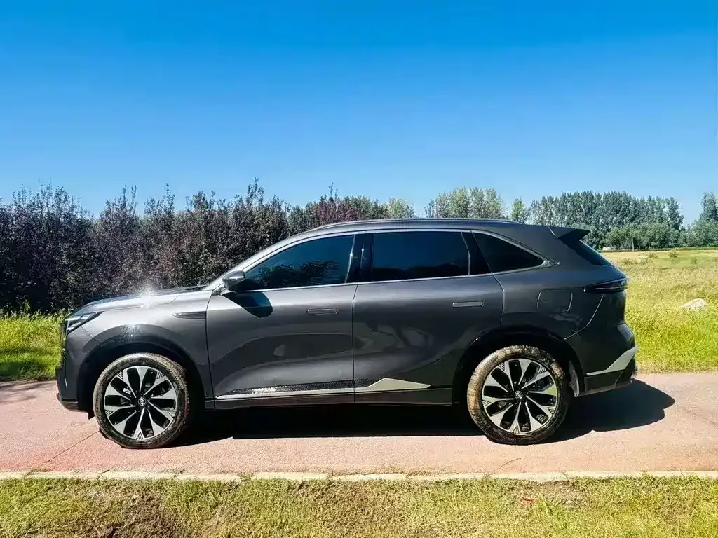 Changan CS75PLUS — фото 3