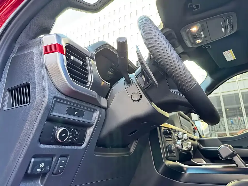Ford F-150 Raptor — фото 7
