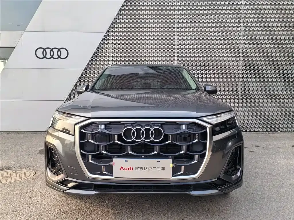 Audi Q7 — фото 2