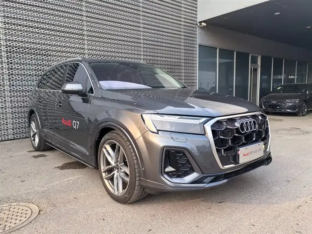 Audi Q7 — фото 4