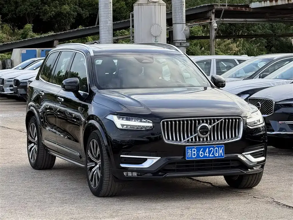 Volvo XC90 — фото 3