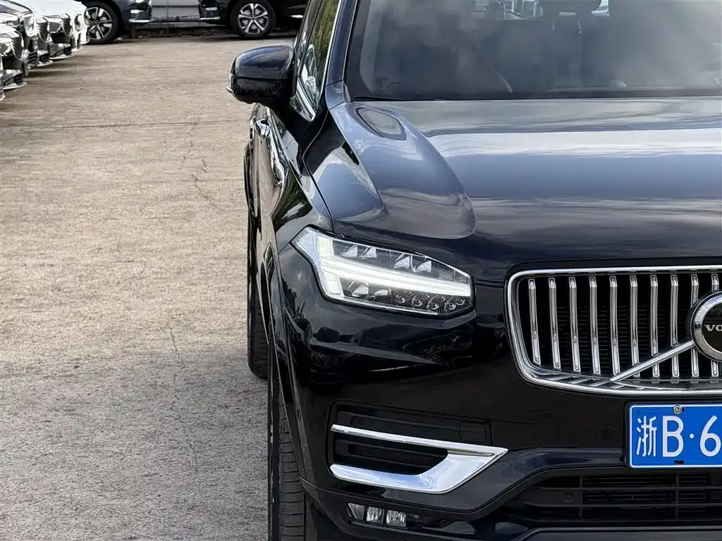 Volvo XC90 — фото 4